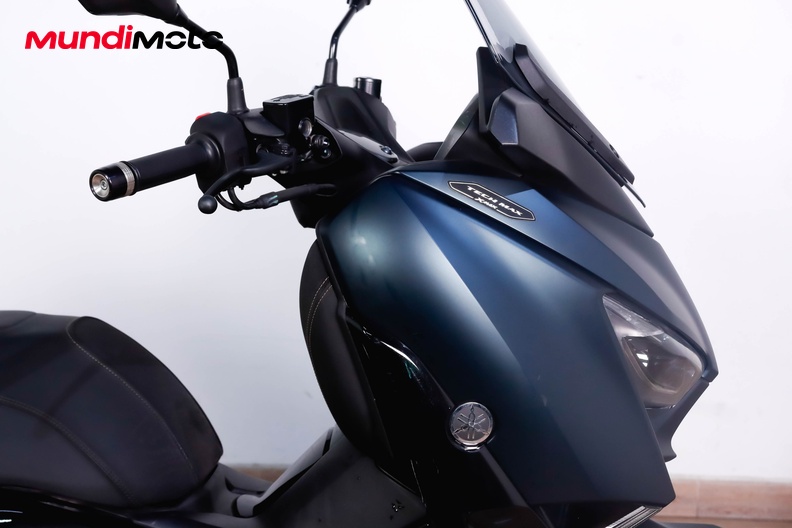 Motorbike image 12