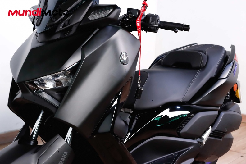 Motorbike image 8