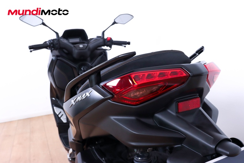 Motorbike image 9