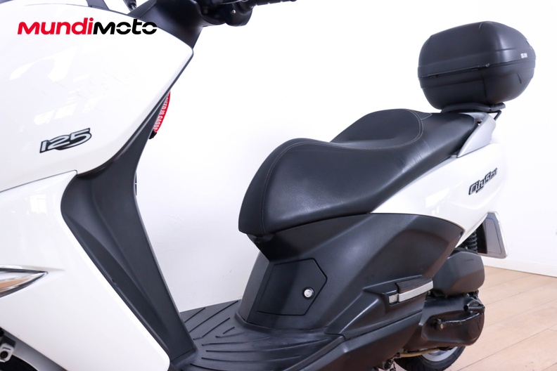 Motorbike image 8