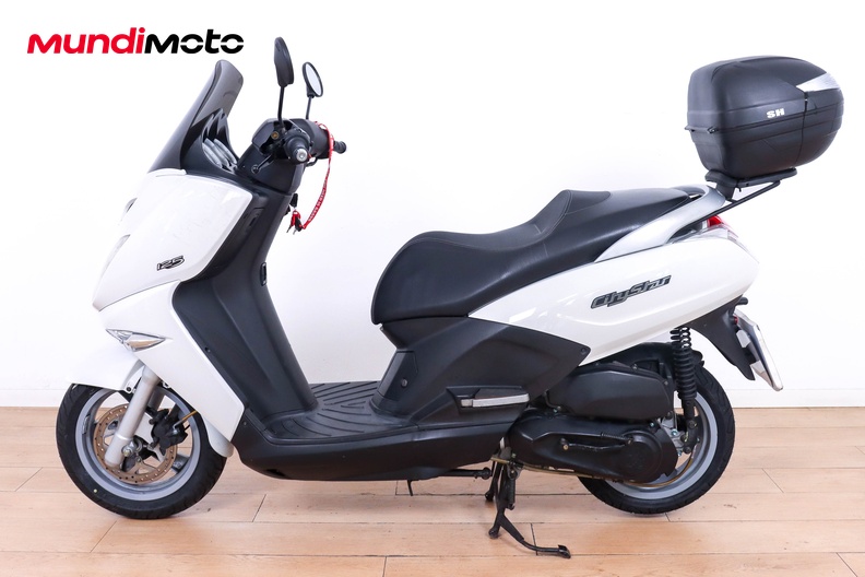 Motorbike image 5