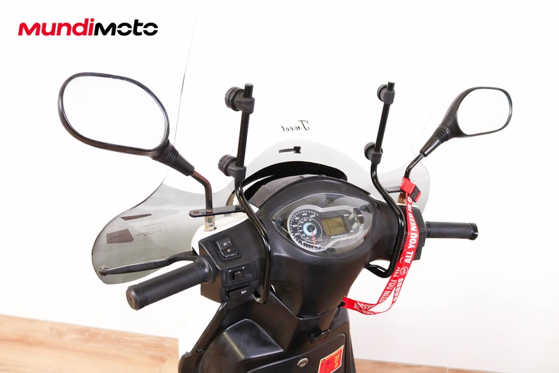 Motorbike image 10