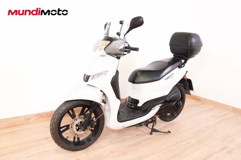 Motorbike image 6