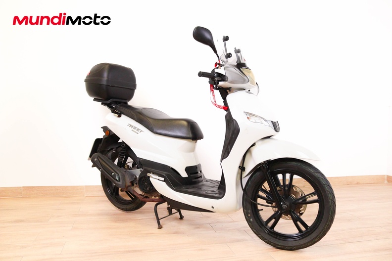 Motorbike image 2