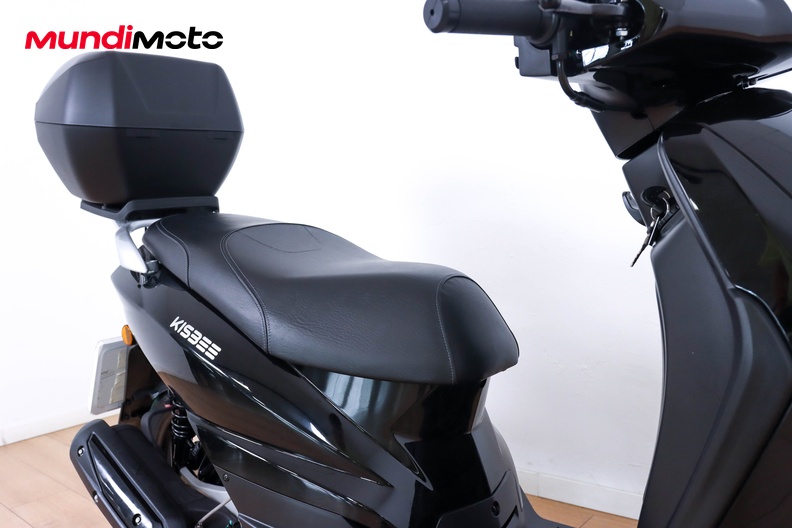 Motorbike image 12