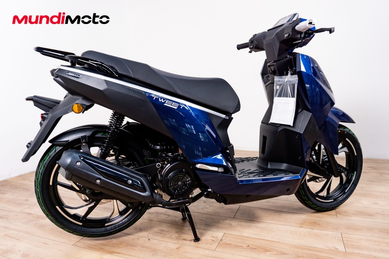 Motorbike image 2