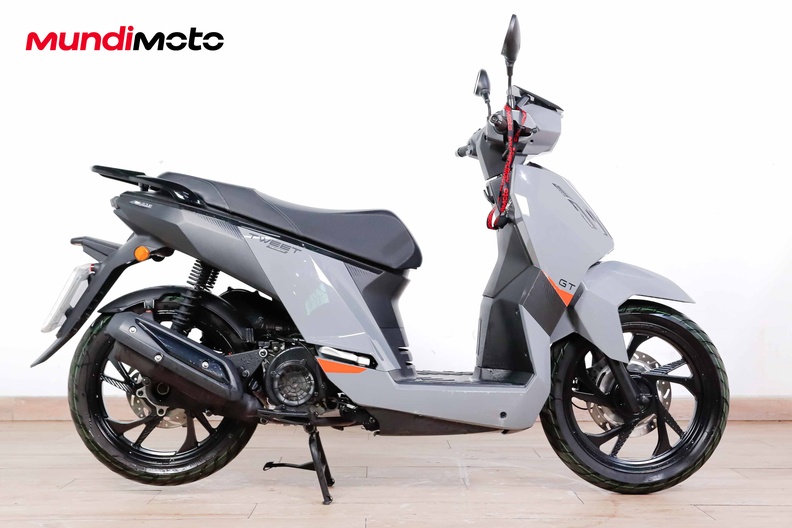 Motorbike image 0