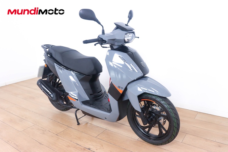 Motorbike image 1