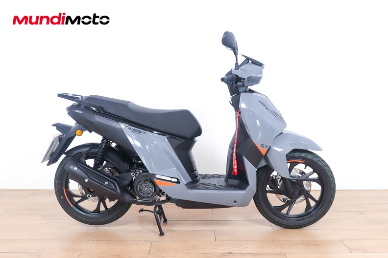 Motorbike image 0