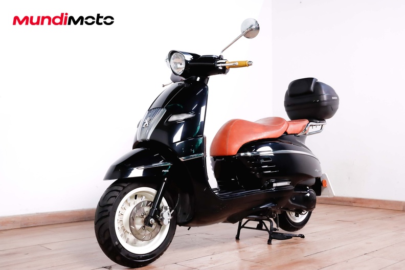 Motorbike image 7