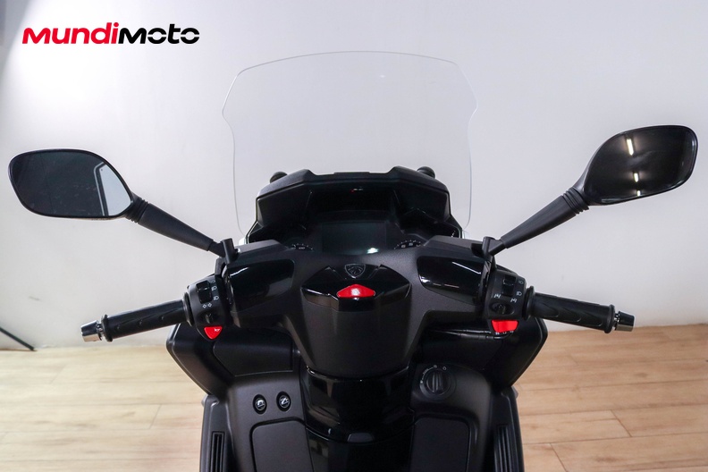 Motorbike image 10