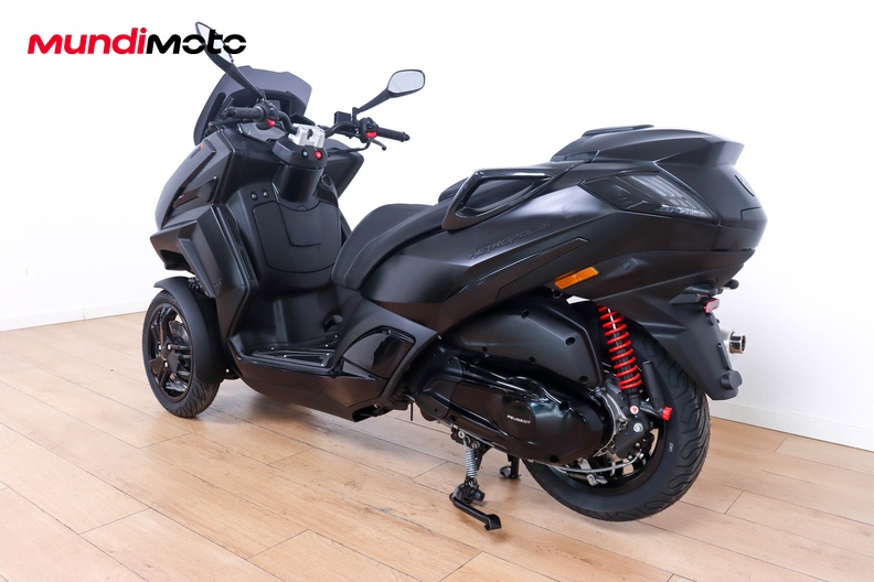Motorbike image 6