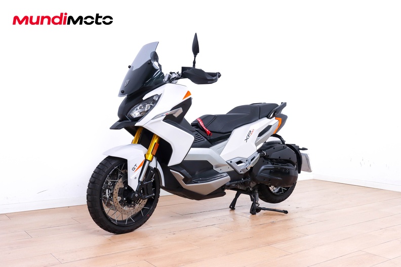 Motorbike image 7