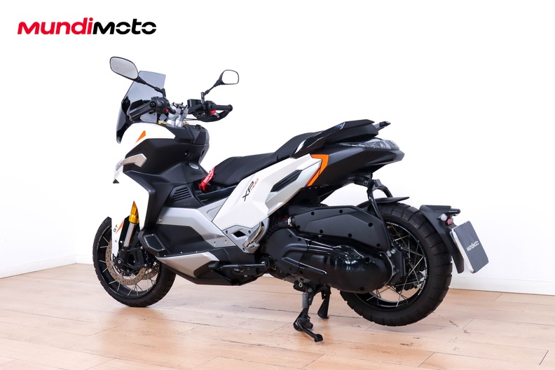 Motorbike image 6