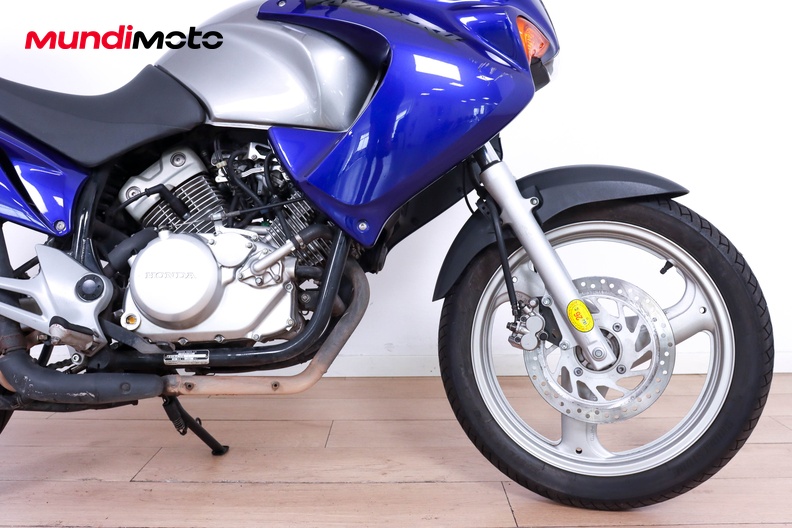 Motorbike image 13
