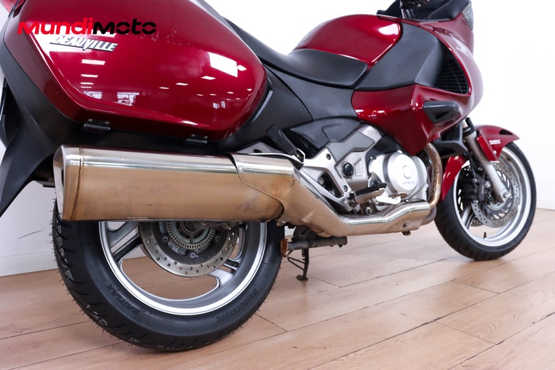 Motorbike image 3
