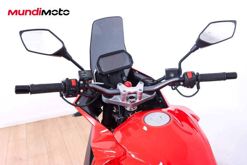 Motorbike image 10