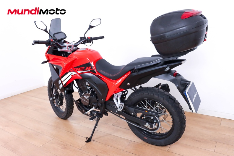 Motorbike image 6