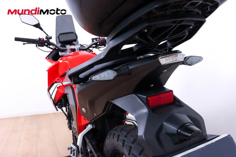 Motorbike image 9