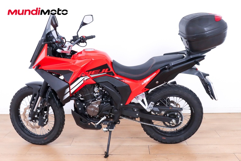 Motorbike image 5