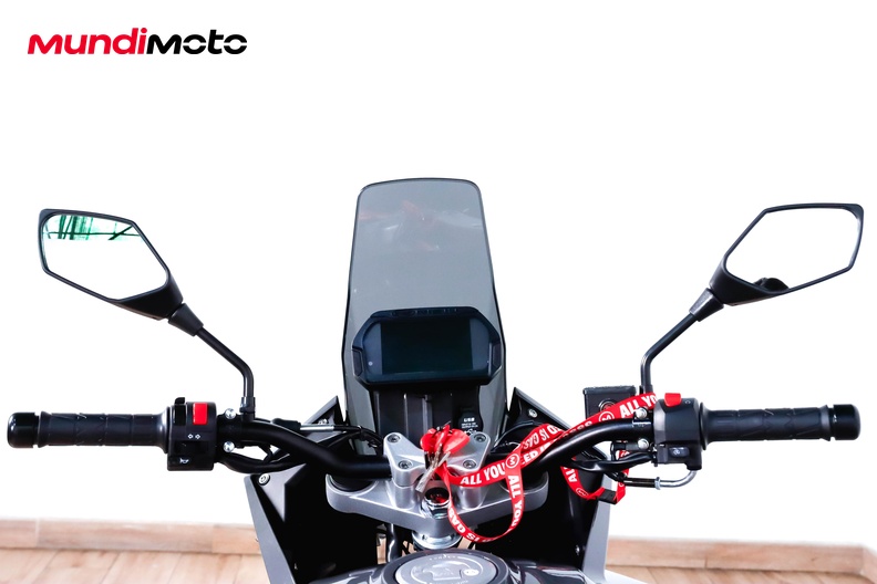 Motorbike image 10