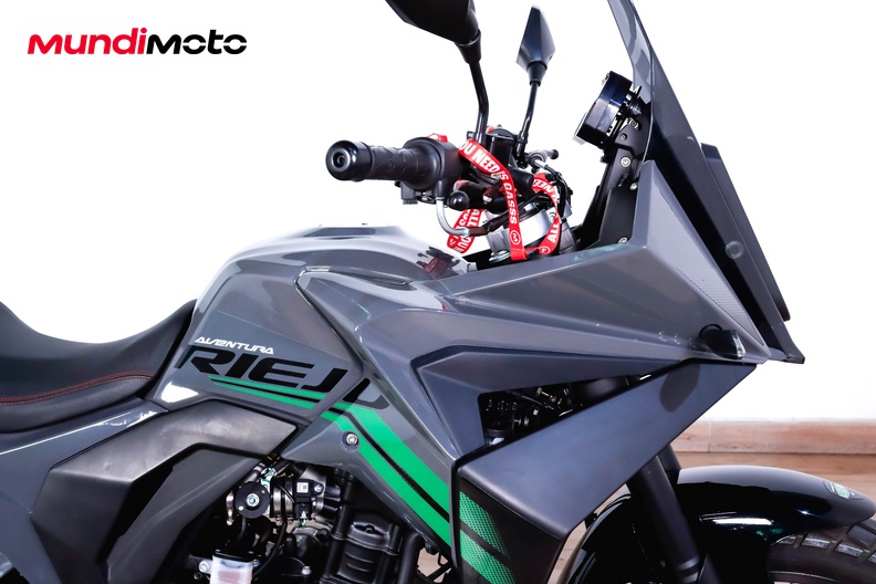 Motorbike image 13