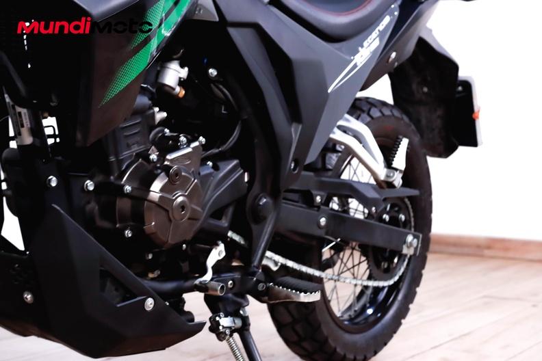 Motorbike image 8
