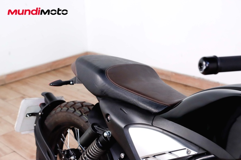 Motorbike image 13