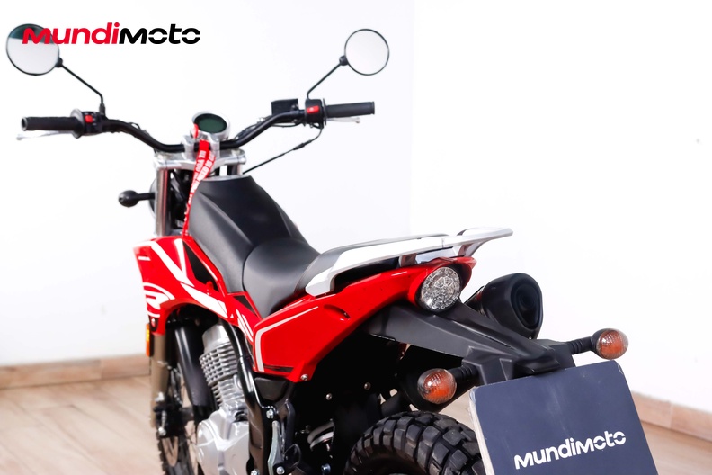 Motorbike image 9