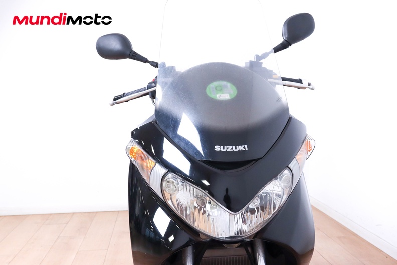 Motorbike image 4