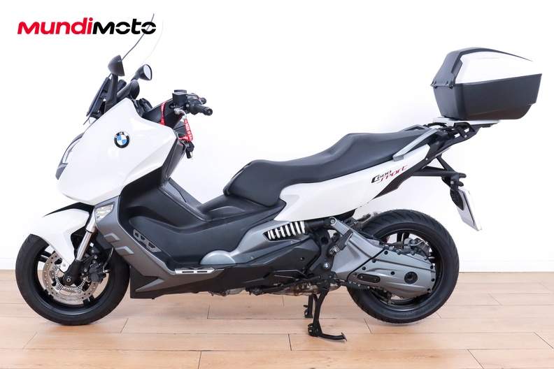 Motorbike image 5