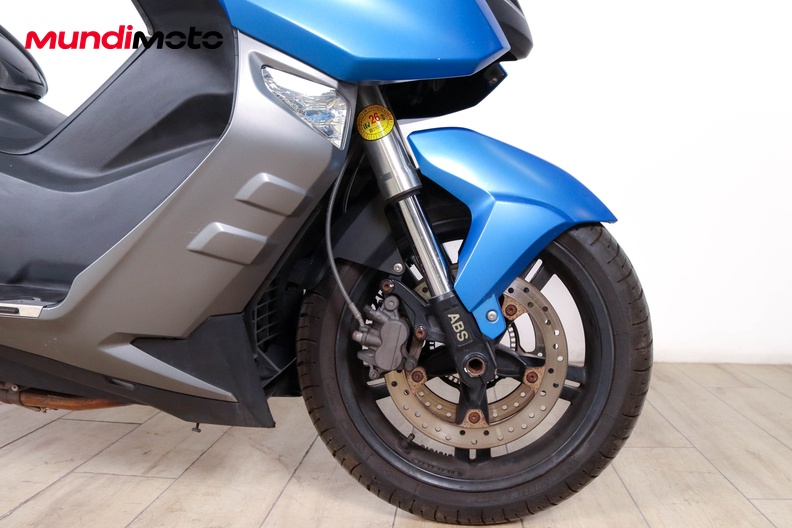 Motorbike image 12