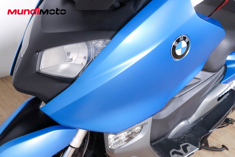 Motorbike image 8