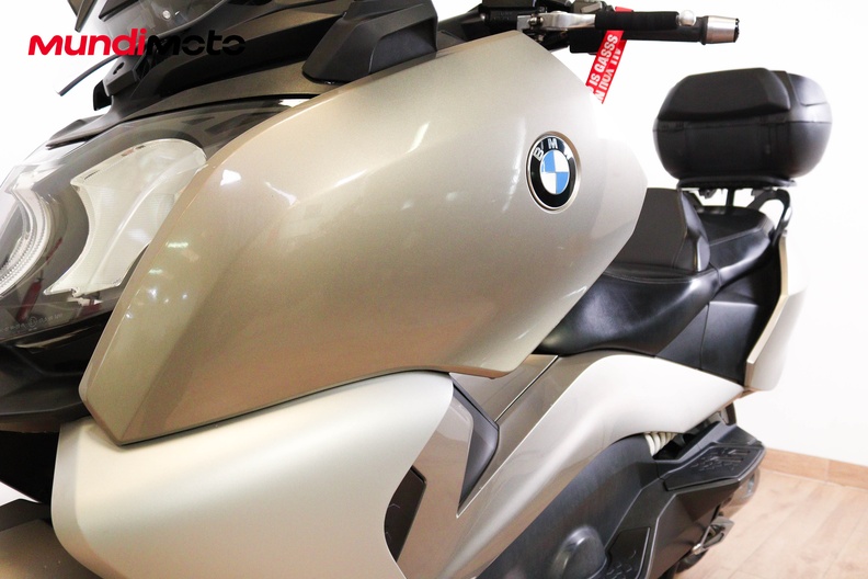 Motorbike image 8