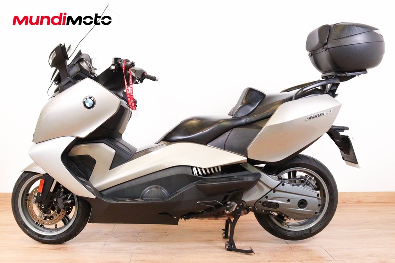 Motorbike image 5