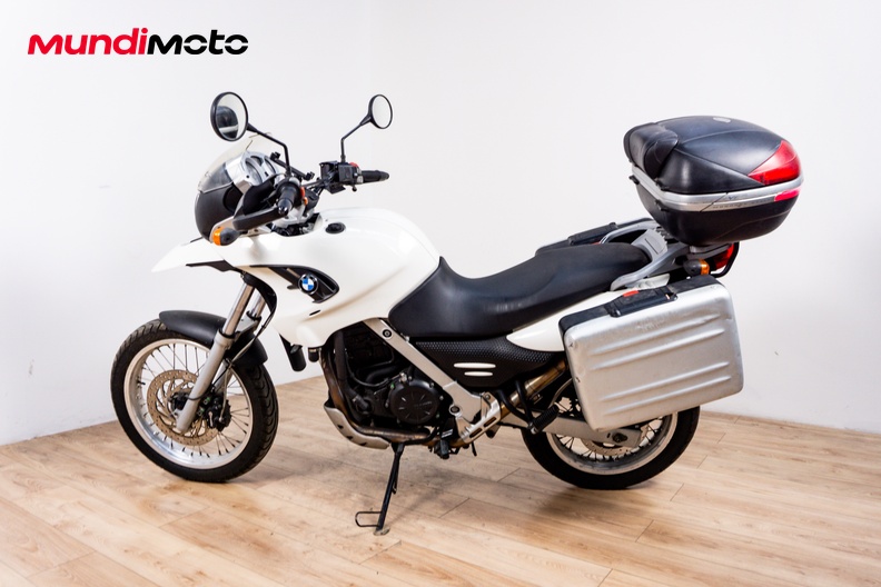 Motorbike image 5
