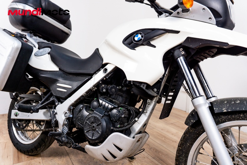 Motorbike image 4