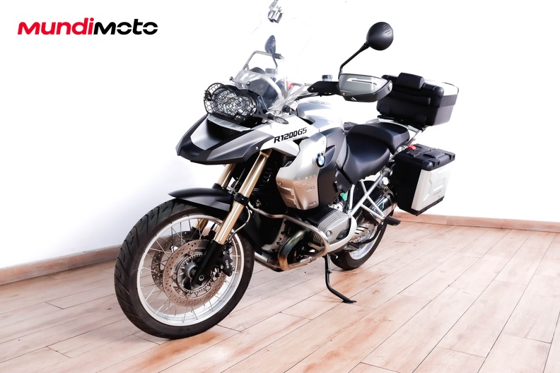 Motorbike image 7