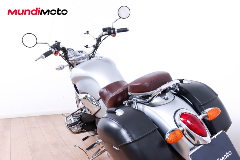 Motorbike image 9