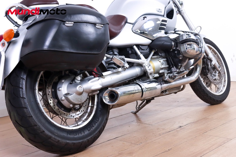 Motorbike image 3