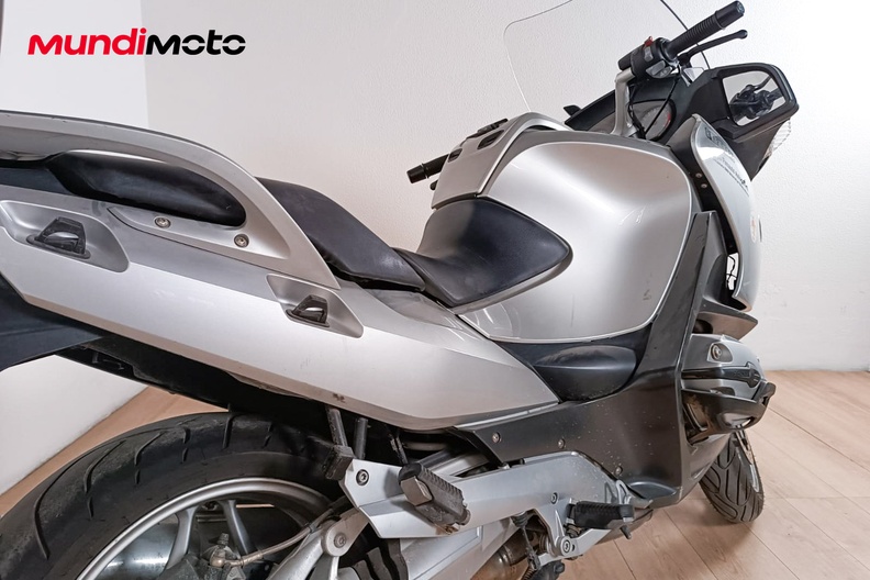 Motorbike image 3