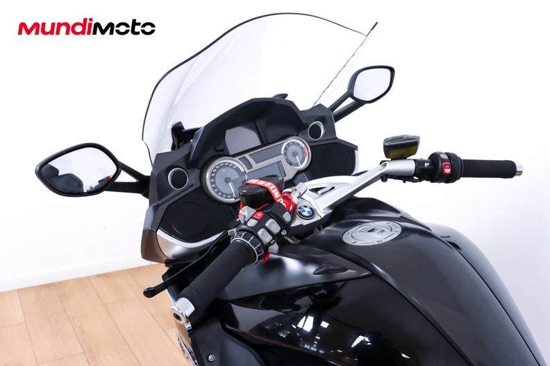 Motorbike image 10