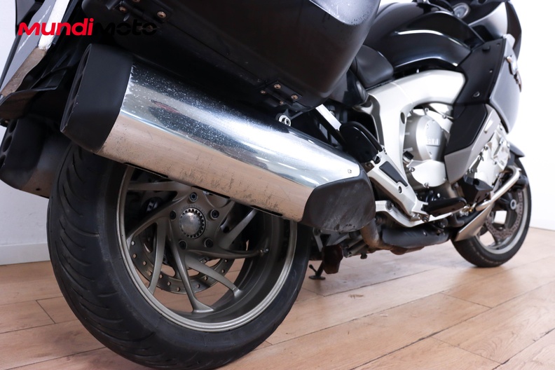 Motorbike image 3