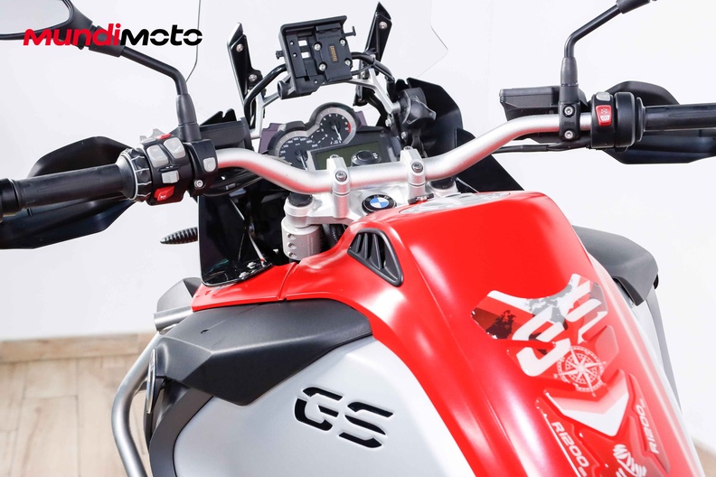 Motorbike image 10