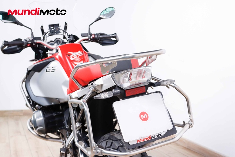 Motorbike image 8