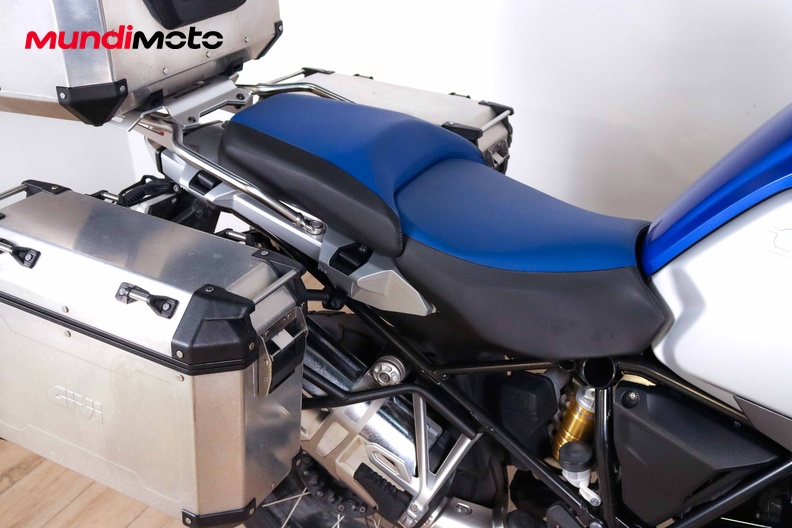 Motorbike image 13