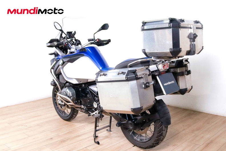 Motorbike image 6