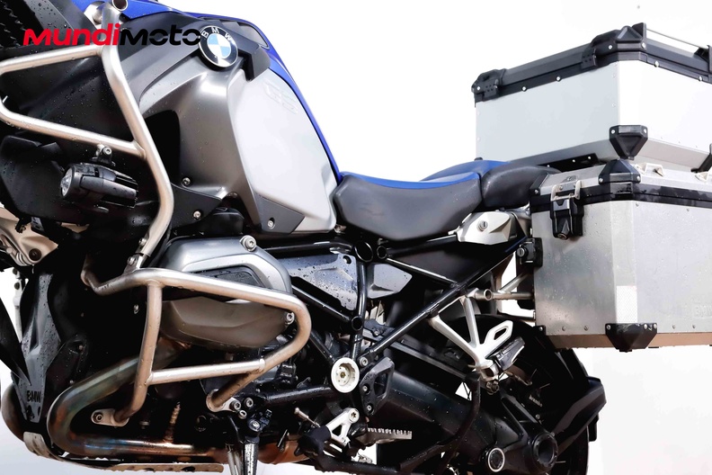 Motorbike image 8
