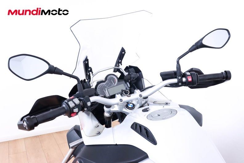 Motorbike image 10