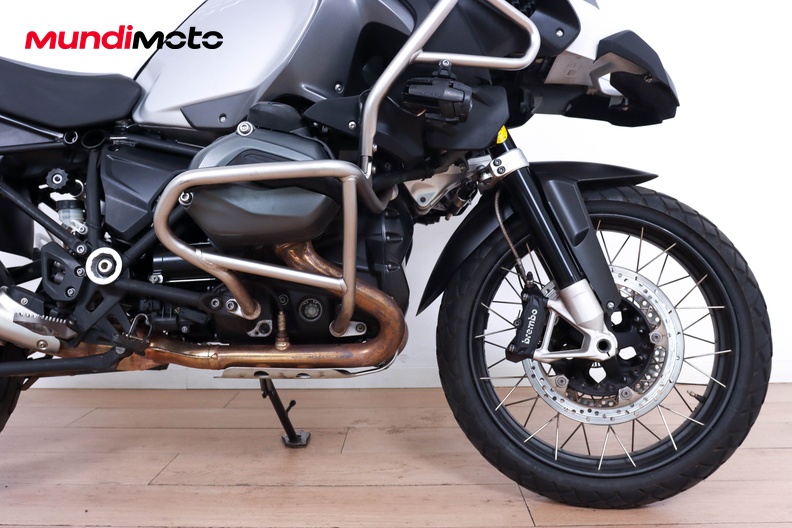 Motorbike image 13